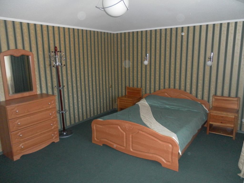 גומל Guest House Svoyaky חדר תמונה